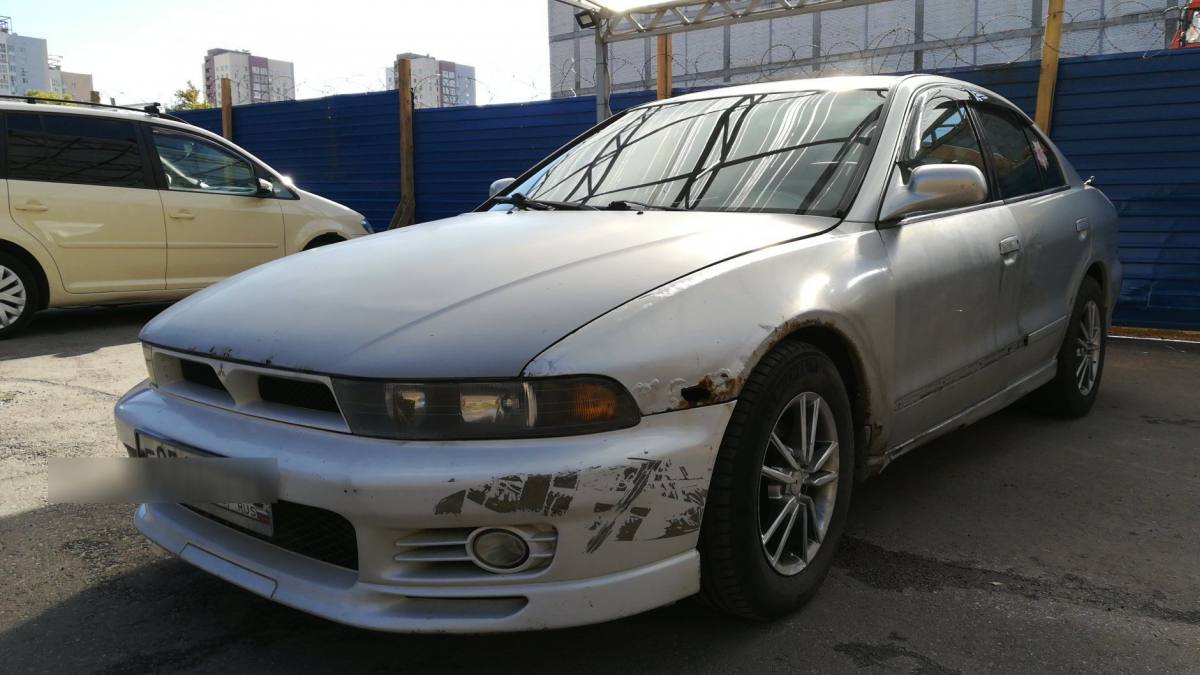 Mitsubishi Galant VIII