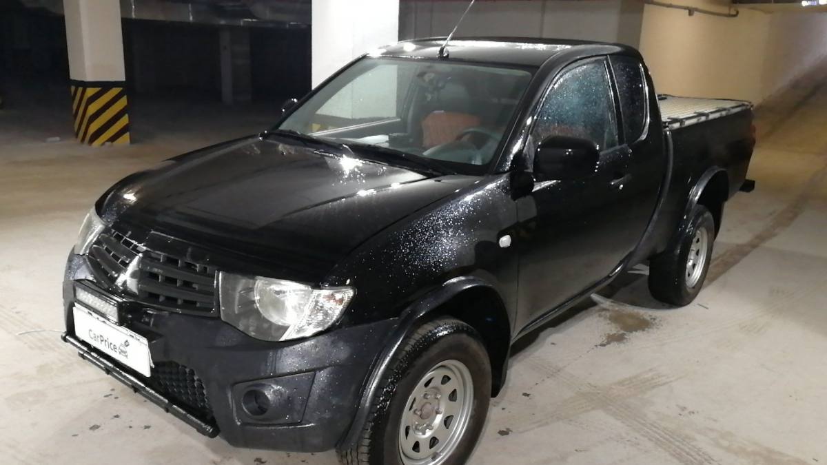 Mitsubishi L200 IV