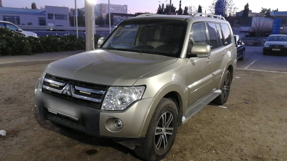 Mitsubishi Pajero IV