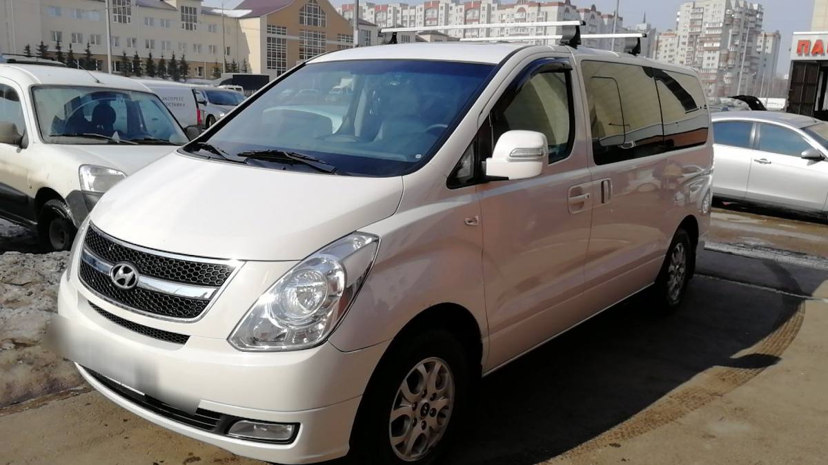 Hyundai Starex (H-1) II 2.5d AT (170 л.с.) 4WD [2014] 2014