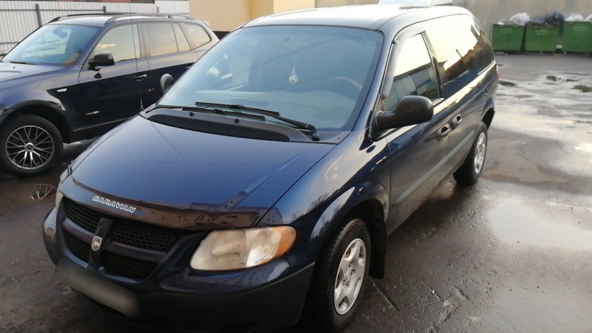 Dodge Caravan IV