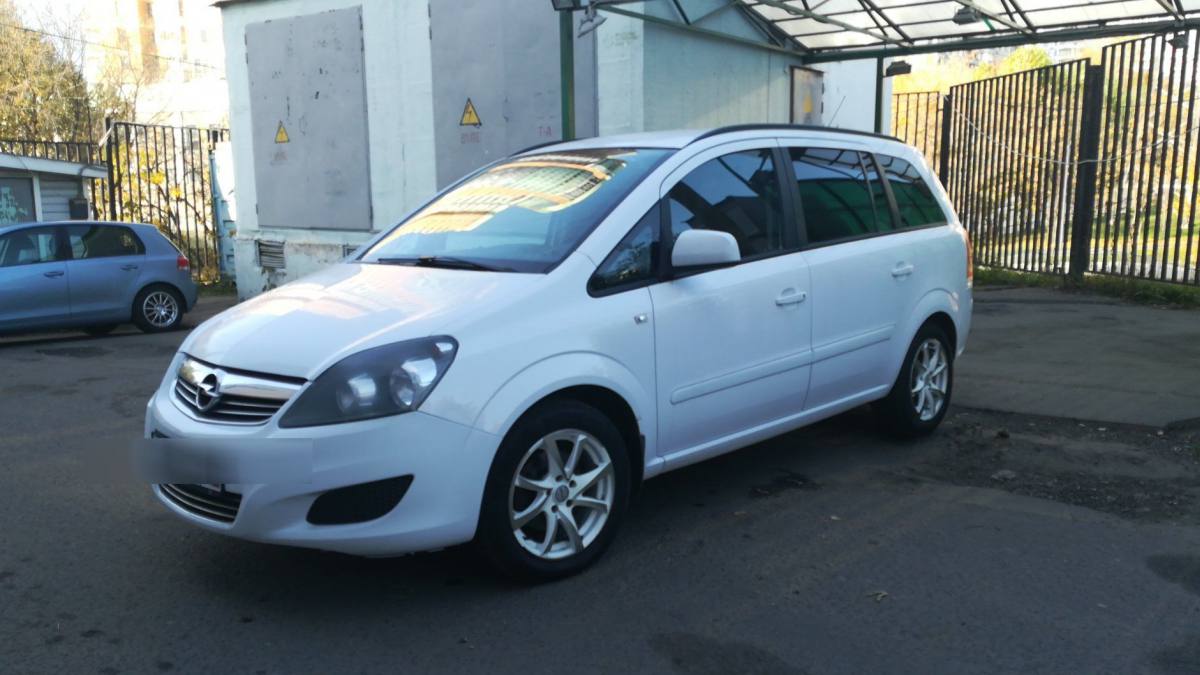 Opel Zafira B Рестайлинг