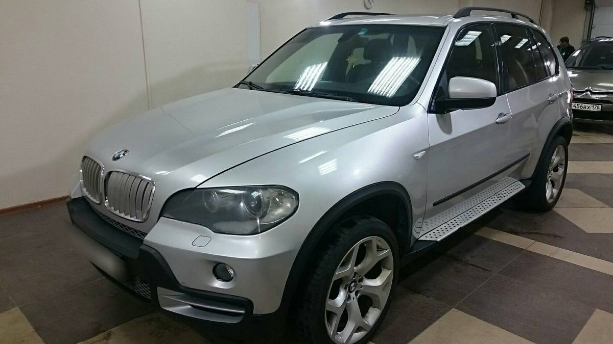 BMW X5 II (E70)