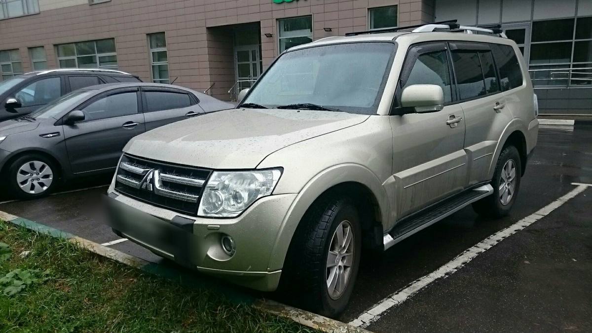 Mitsubishi Pajero IV