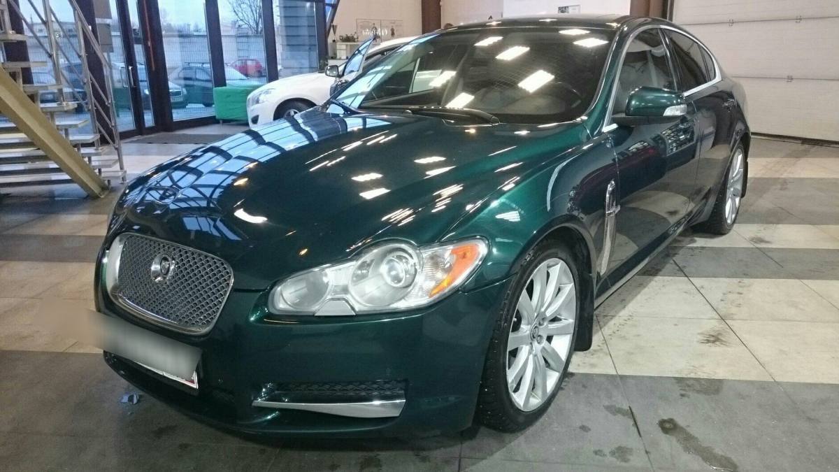 Jaguar XF I