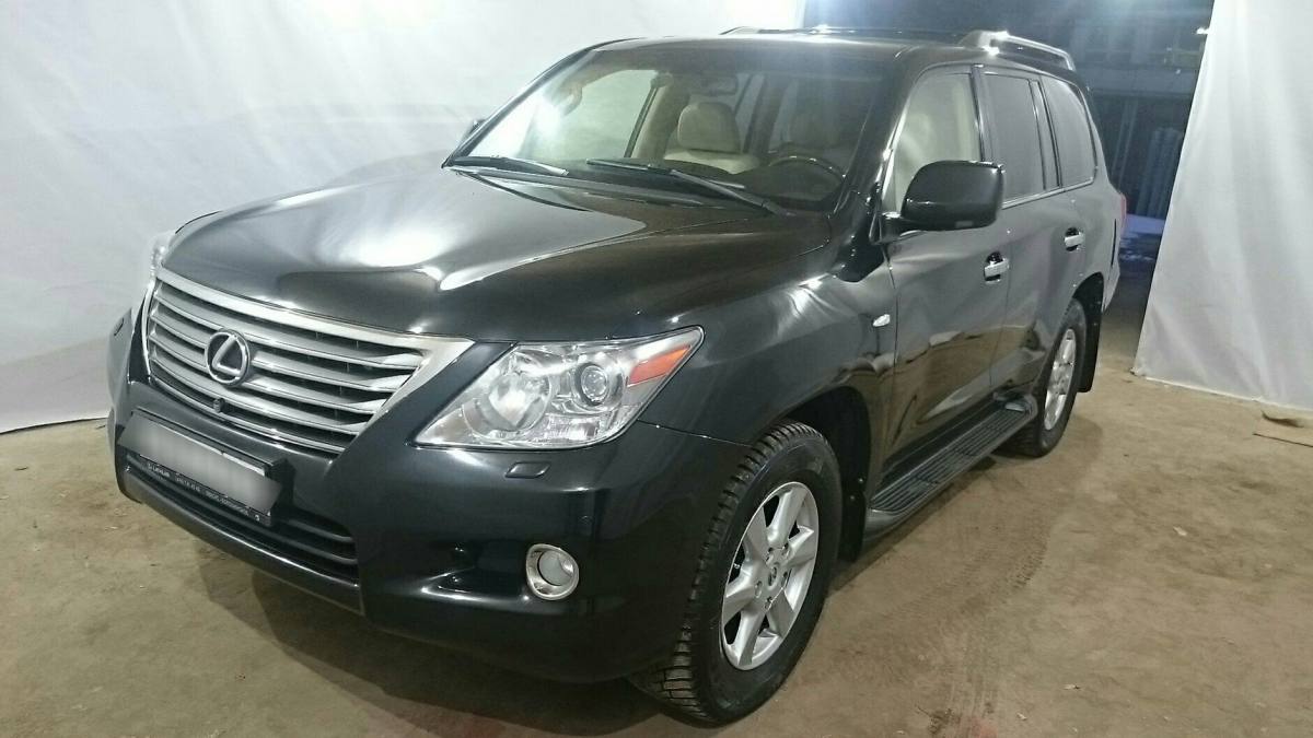 Lexus LX III